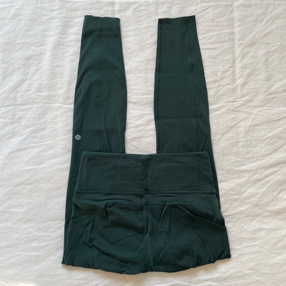 Lululemon⎜Fast and Free High-Rise Tight 28" *Brushed⎜Rainforest Green - Picture 11 of 15
